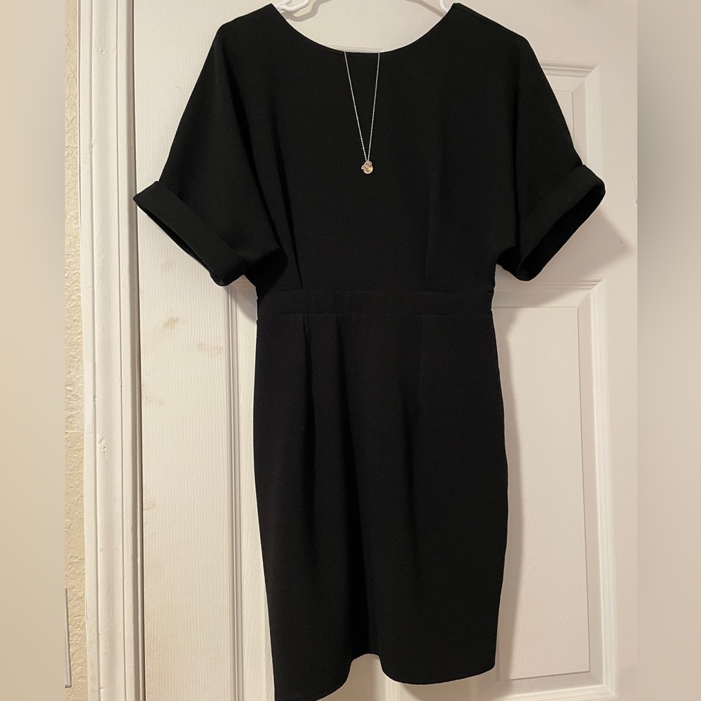 ✨Black dress from ASOS✨